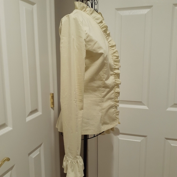 Ruffled blouse - Picture 2 of 5